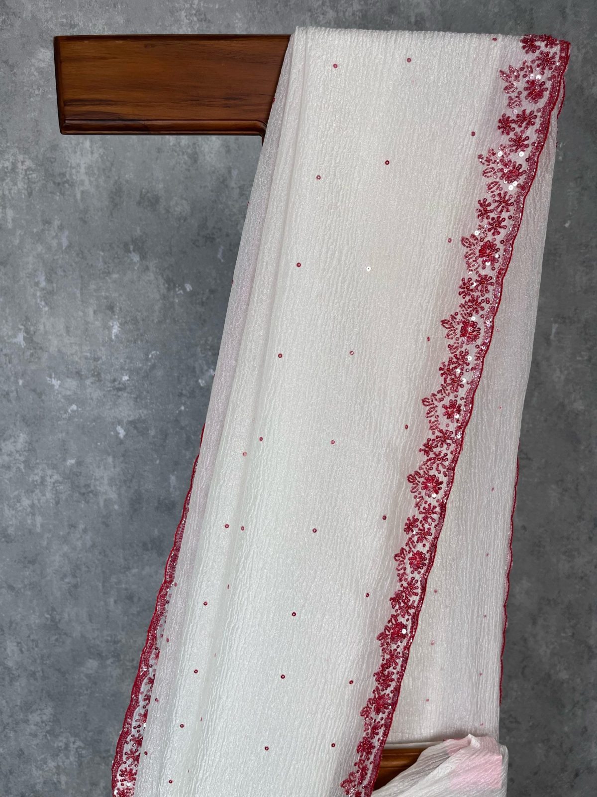 CRUSHED CREPE HAND EMBROIDERY SAREE - Image 3
