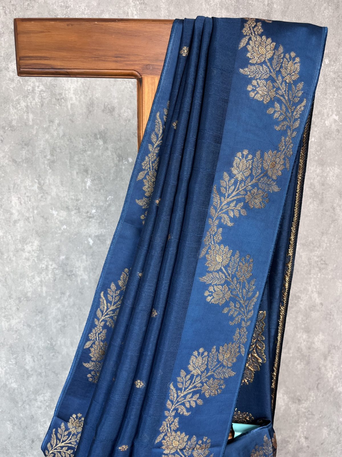 SEMI TUSSAR RAW SILK BANARASI SAREE - Image 3