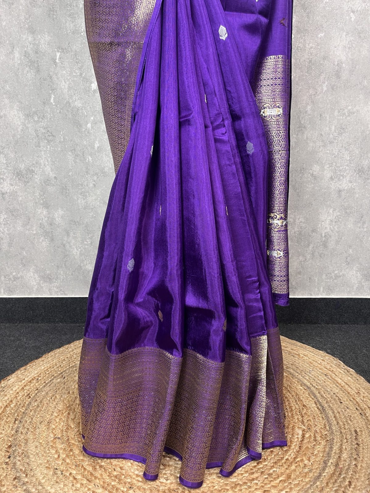 SEMI SILK BANARASI SAREE - Image 3