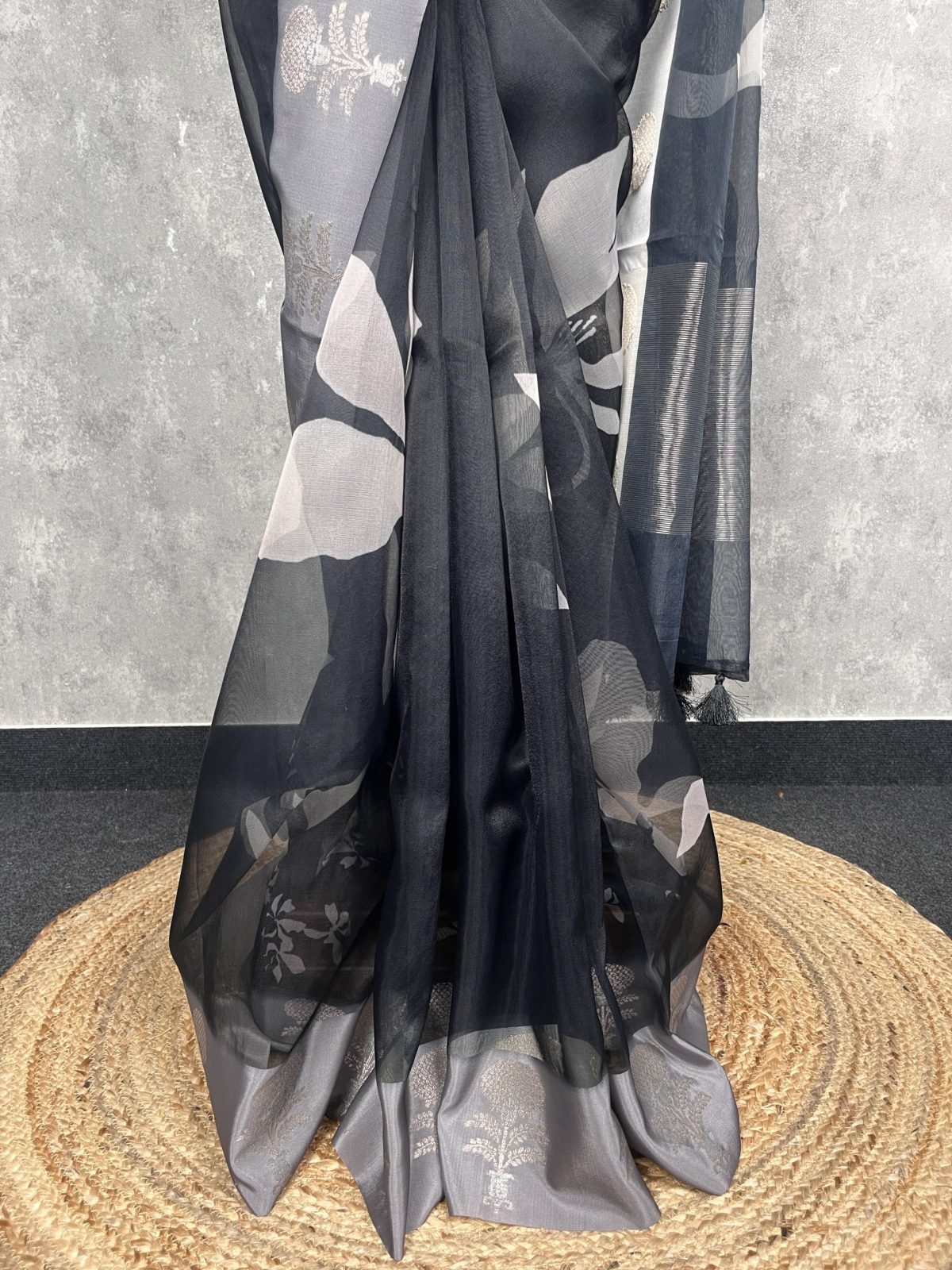 PRINTED ORGANZA SATIN BORDER BANARASI SAREE - Image 3