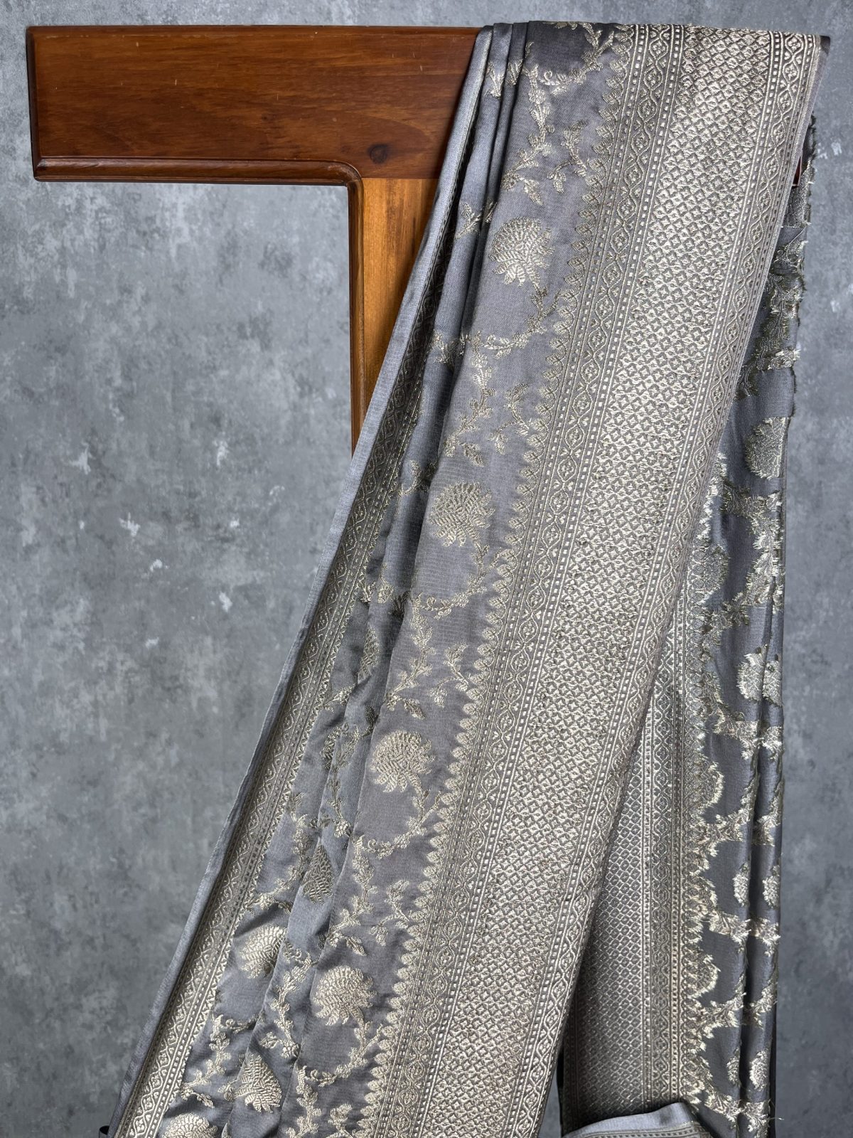 SEMI SILK BANARASI SAREE - Image 2