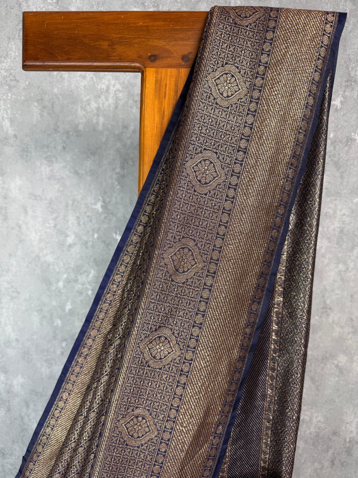 CHANDERI ANTIQUE ZARI BROCADE BANARASI SAREE - Image 2
