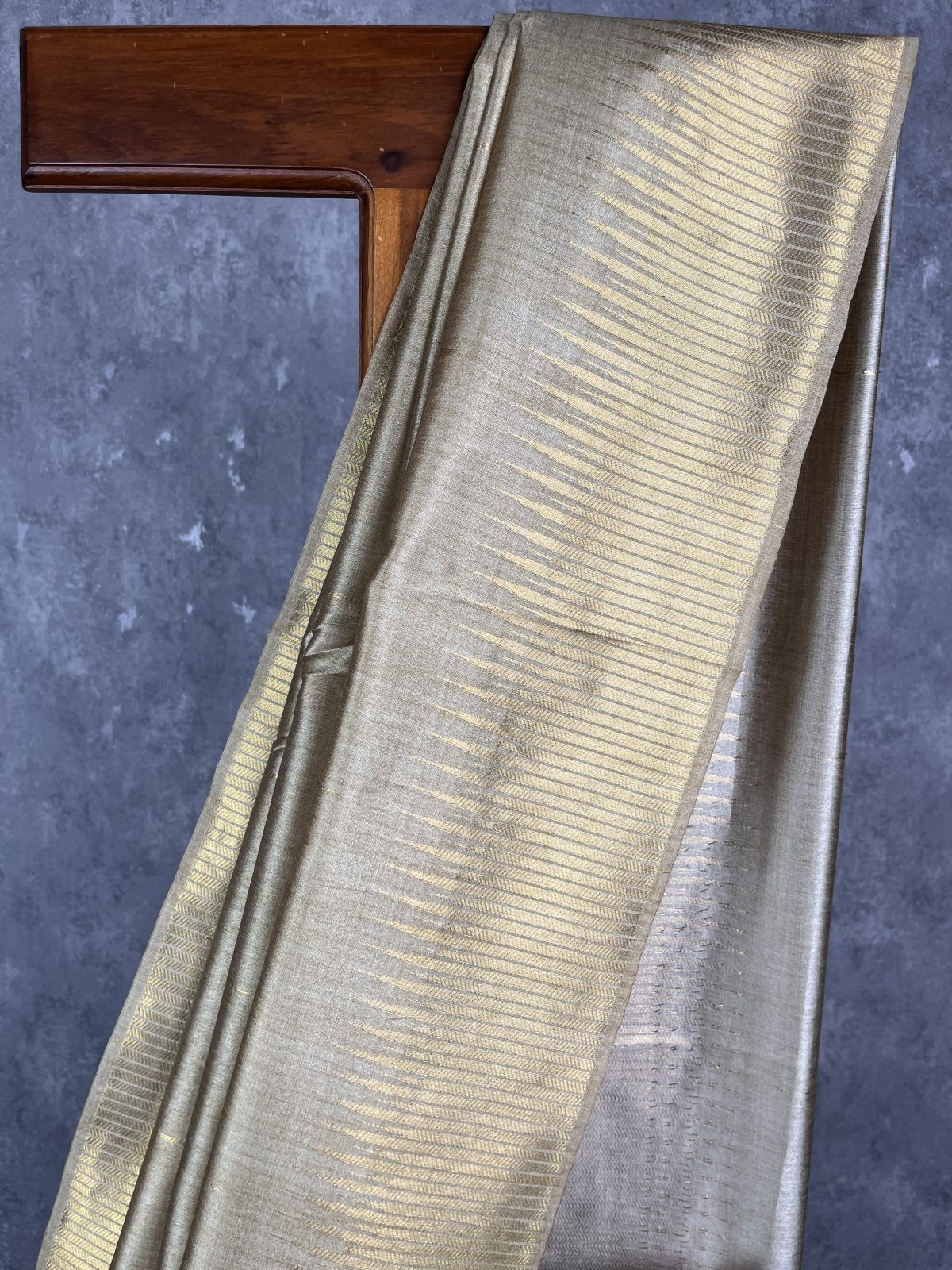 SEMI TUSSAR SILK WEAVING BANARASI SAREE - Image 2