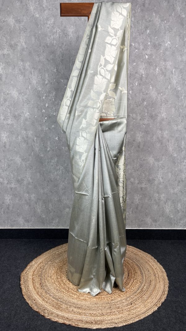 SEMI TUSSAR SILK WEAVING BANARASI SAREE