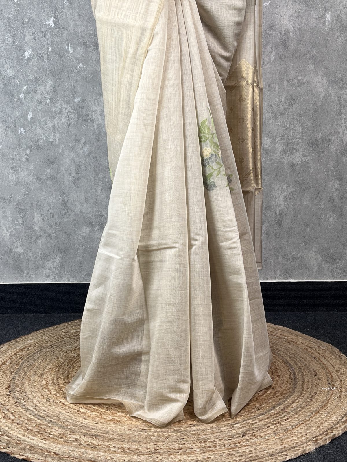 SEMI TUSSAR PRINTED BANARASI SAREE - Image 3