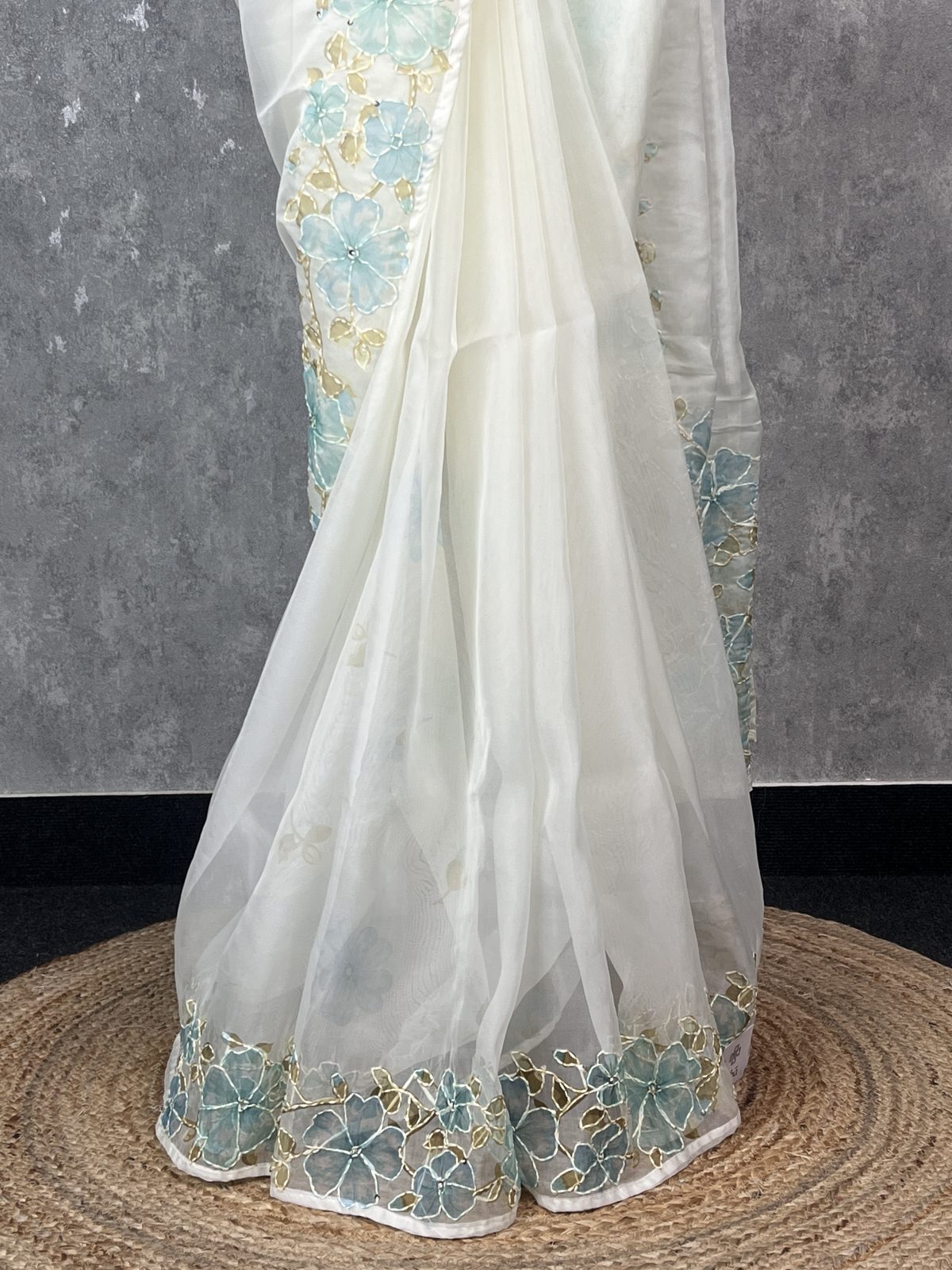 SEMI ORGANZA KANTHA STITCH EMBROIDERY SAREE - Image 3