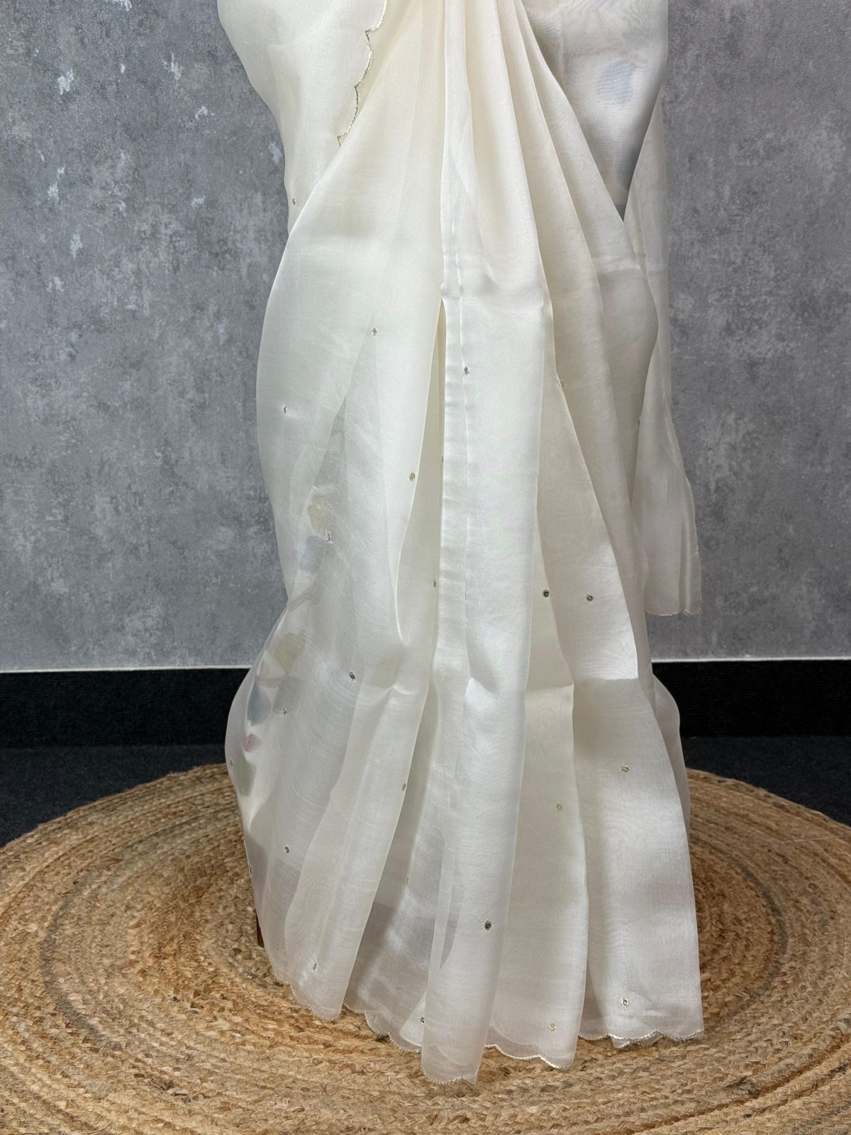 SILK ORGANZA SEQUENCE EMBROIDERY SAREE - Image 3