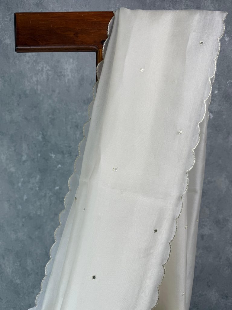 SILK ORGANZA SEQUENCE EMBROIDERY SAREE - Image 2