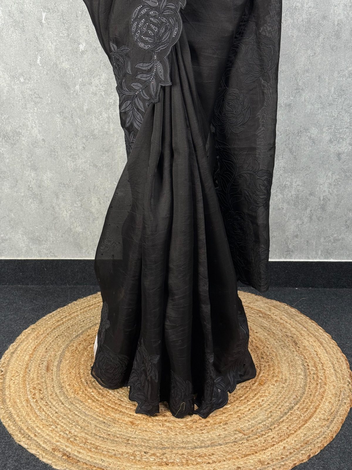 SILK ORGANZA EMBROIDERY SAREE - Image 3