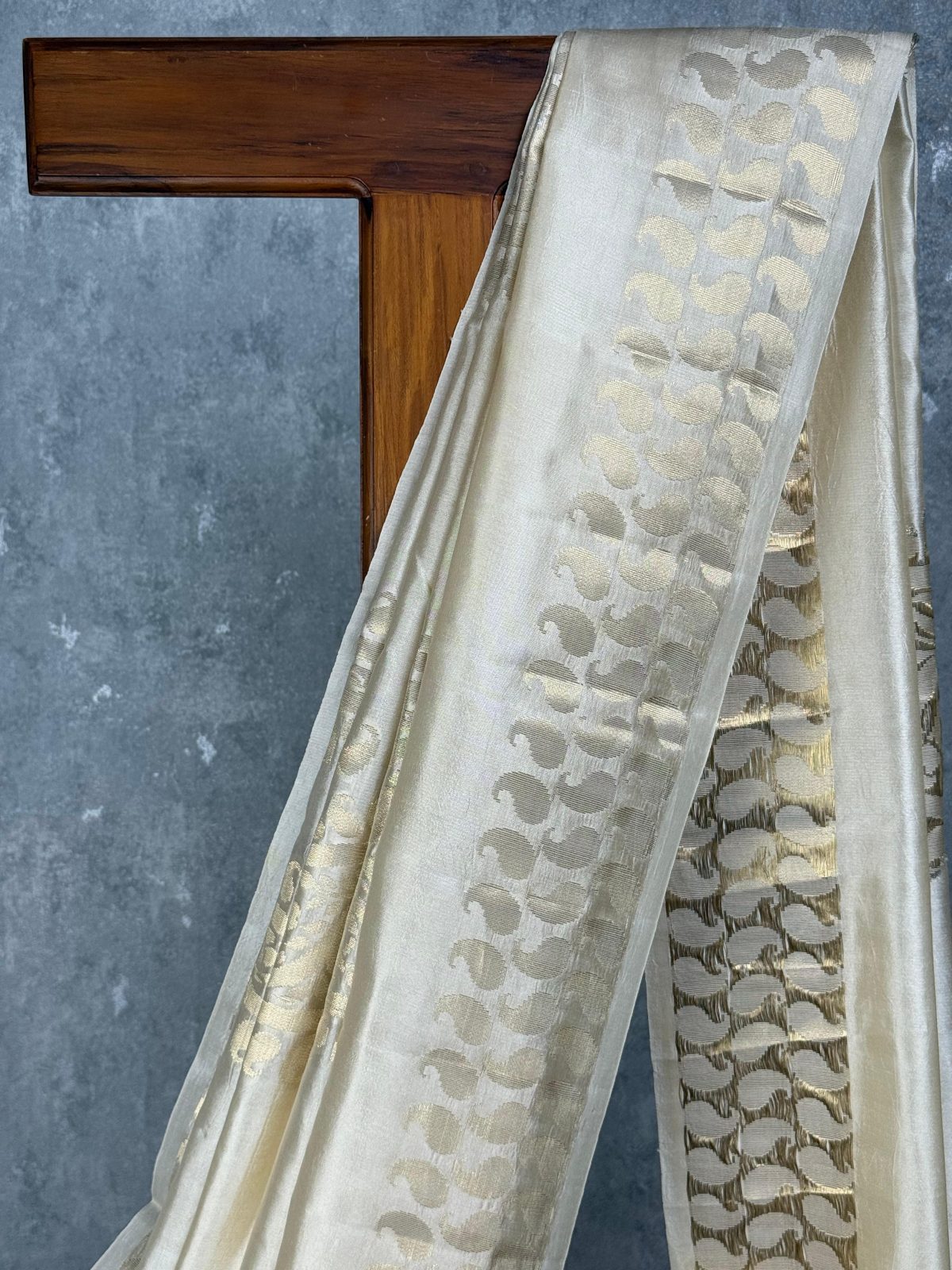 SOFT KATAN SILK ZARI WEAVING BANARASI SAREE - Image 2