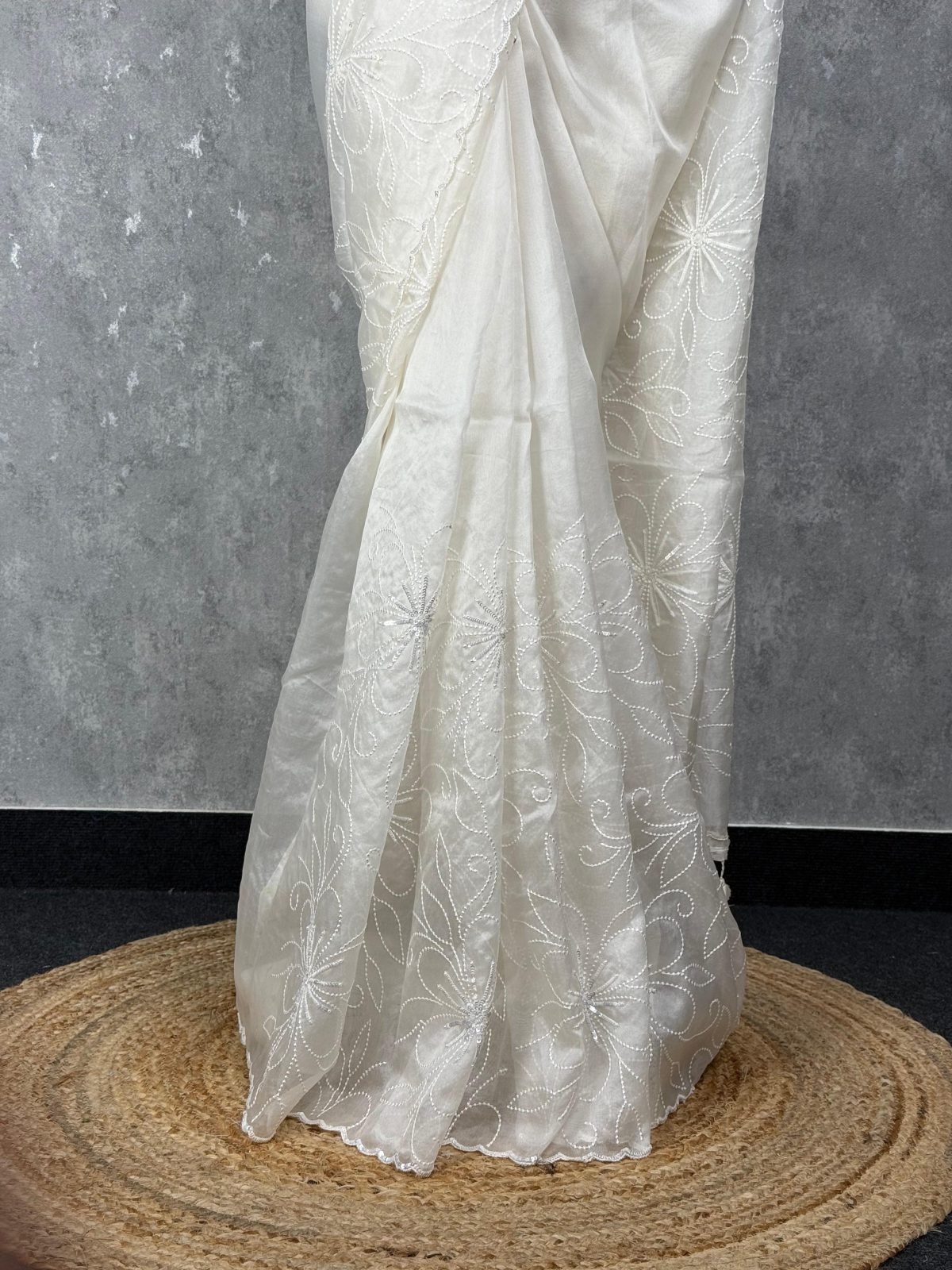 ORGANZA EMBROIDERY SAREE - Image 3