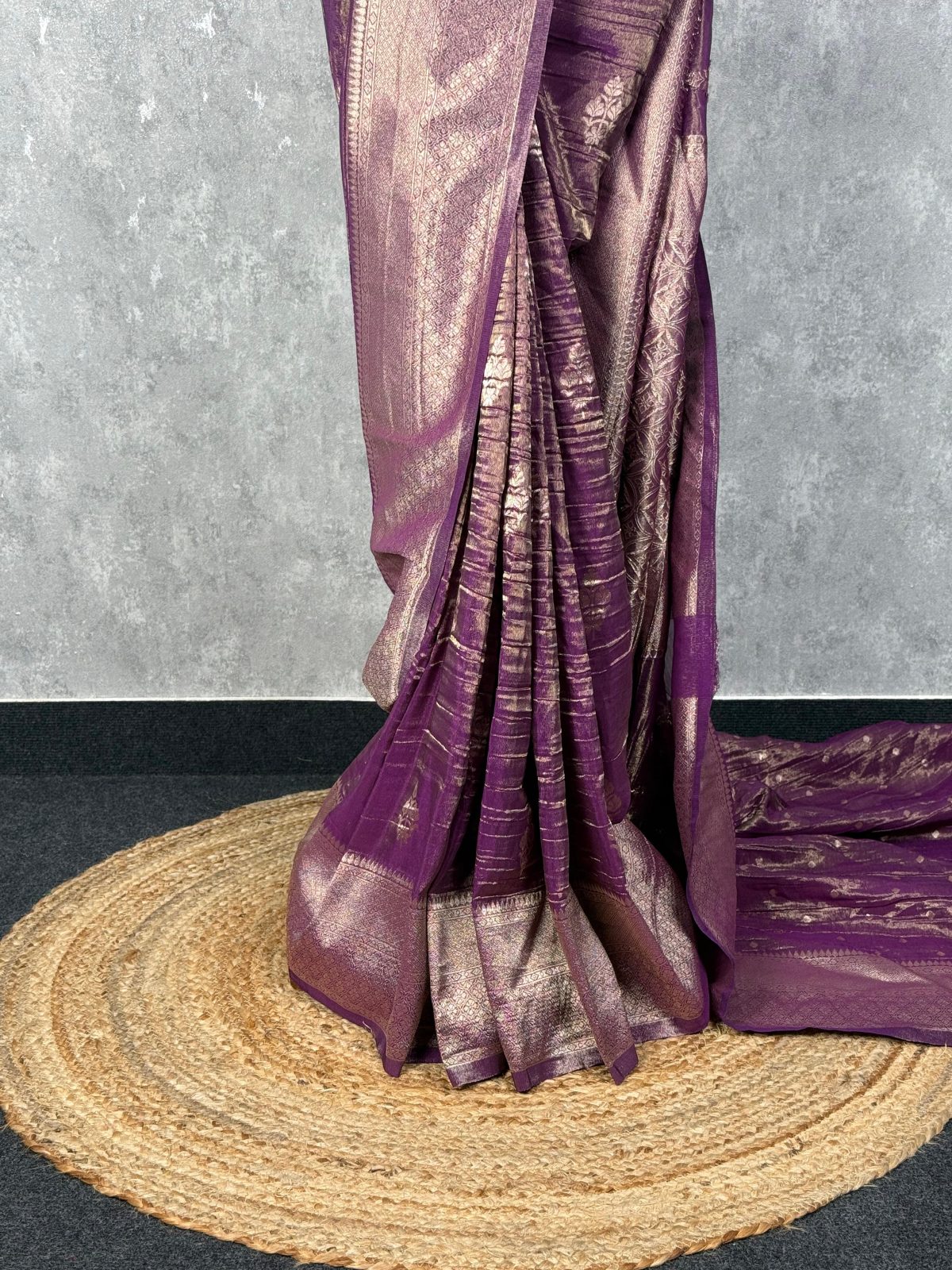 CRUSHED TISSUE GEORGETTE BANARASI SAREE - Image 3