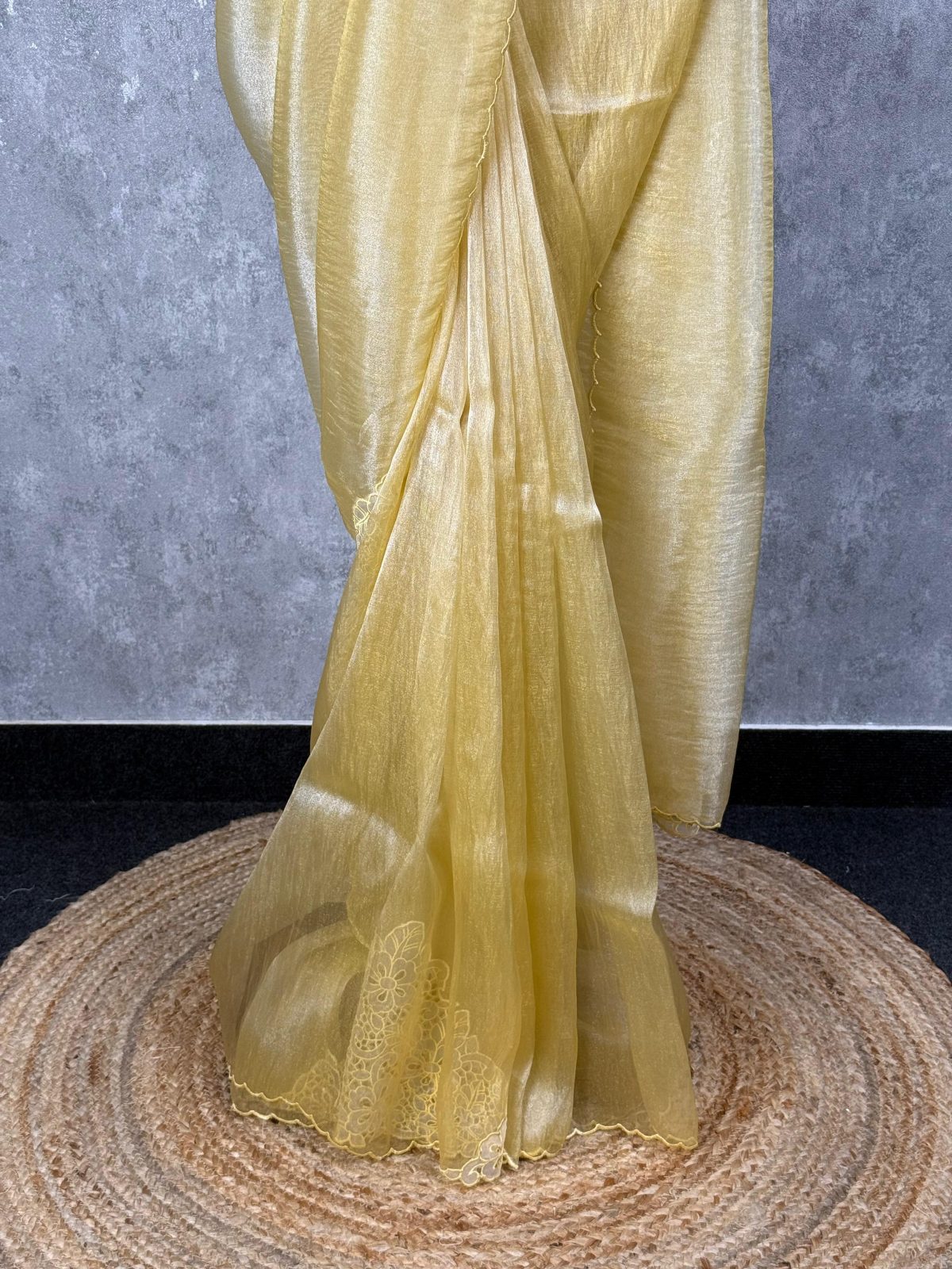 GLASS ORGANZA CUTWORK EMBROIDERY SAREE - Image 3