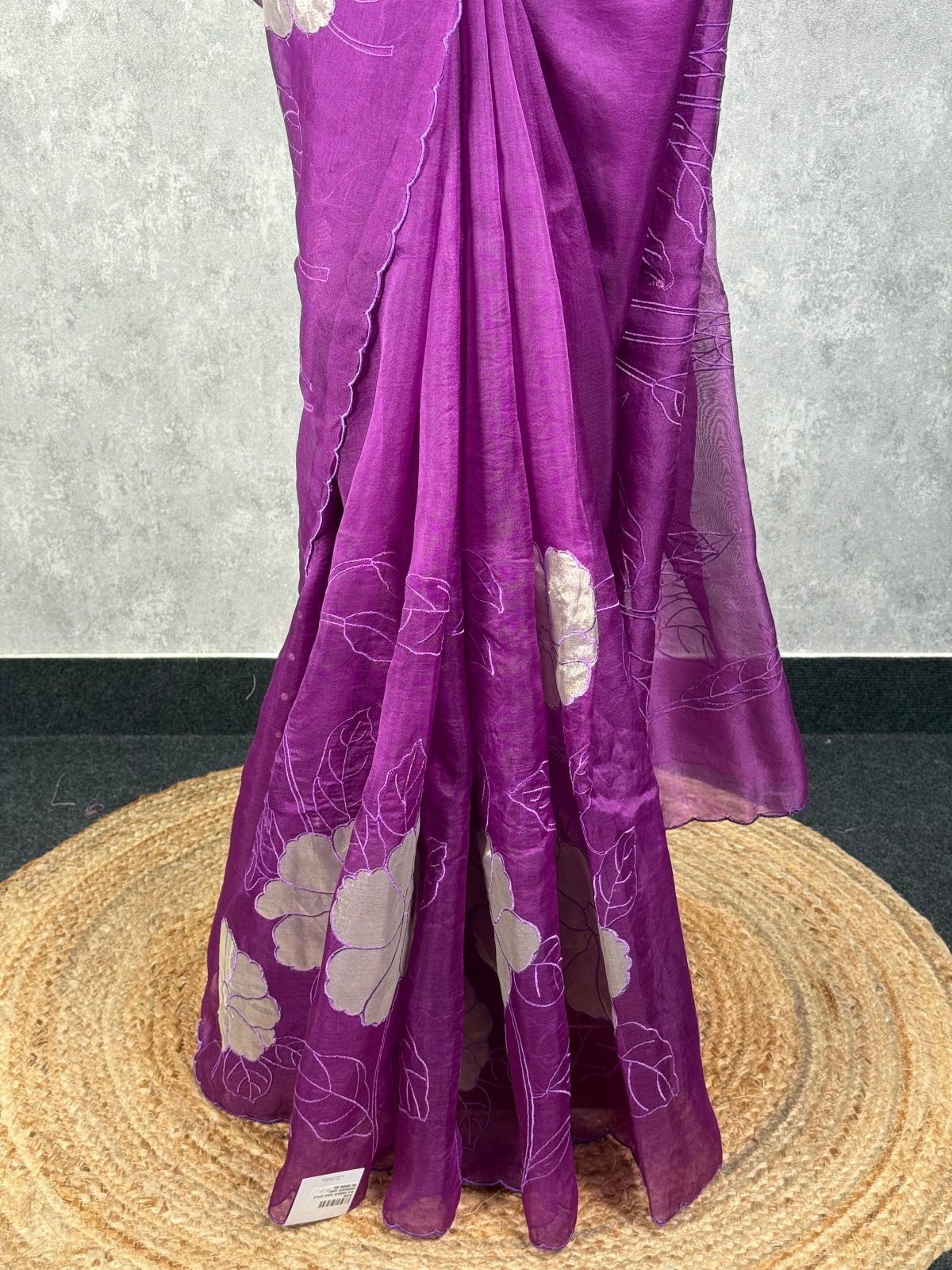 SILK ORGANZA TISSUE APPLIQUE EMBROIDERY SAREE - Image 3