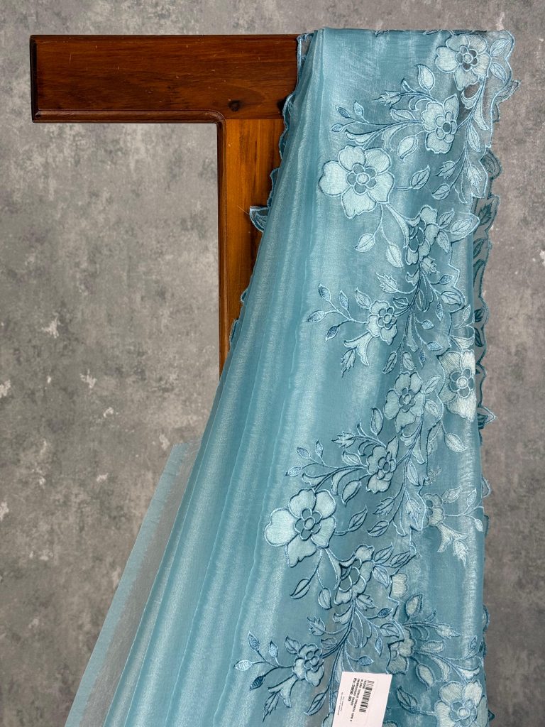 GLASS TISSUE ORGANZA EMBROIDERY SAREE - Image 2