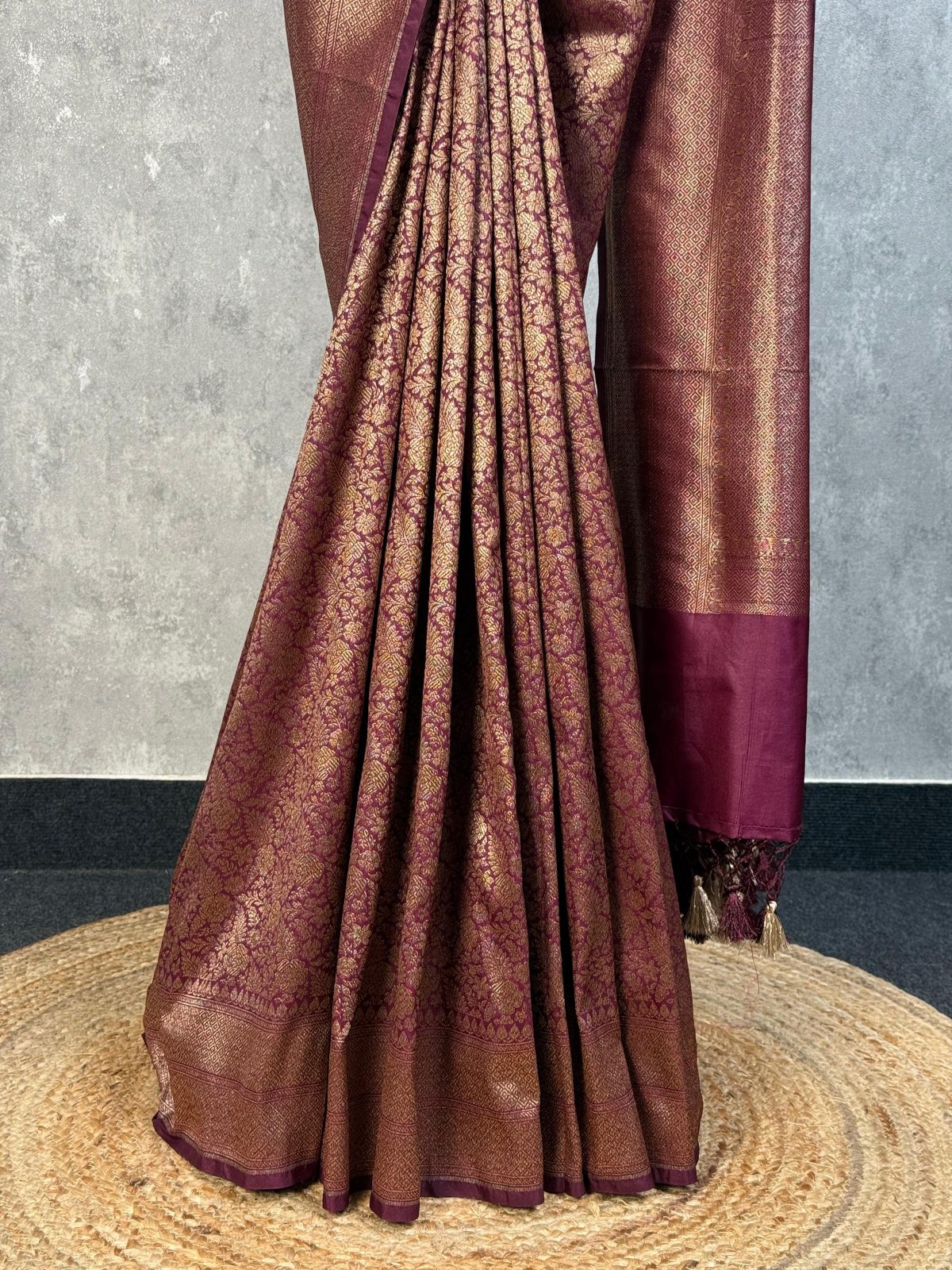SEMI KATAN ANTIQUE ZARI BROCADE BANARASI SAREE - Image 3