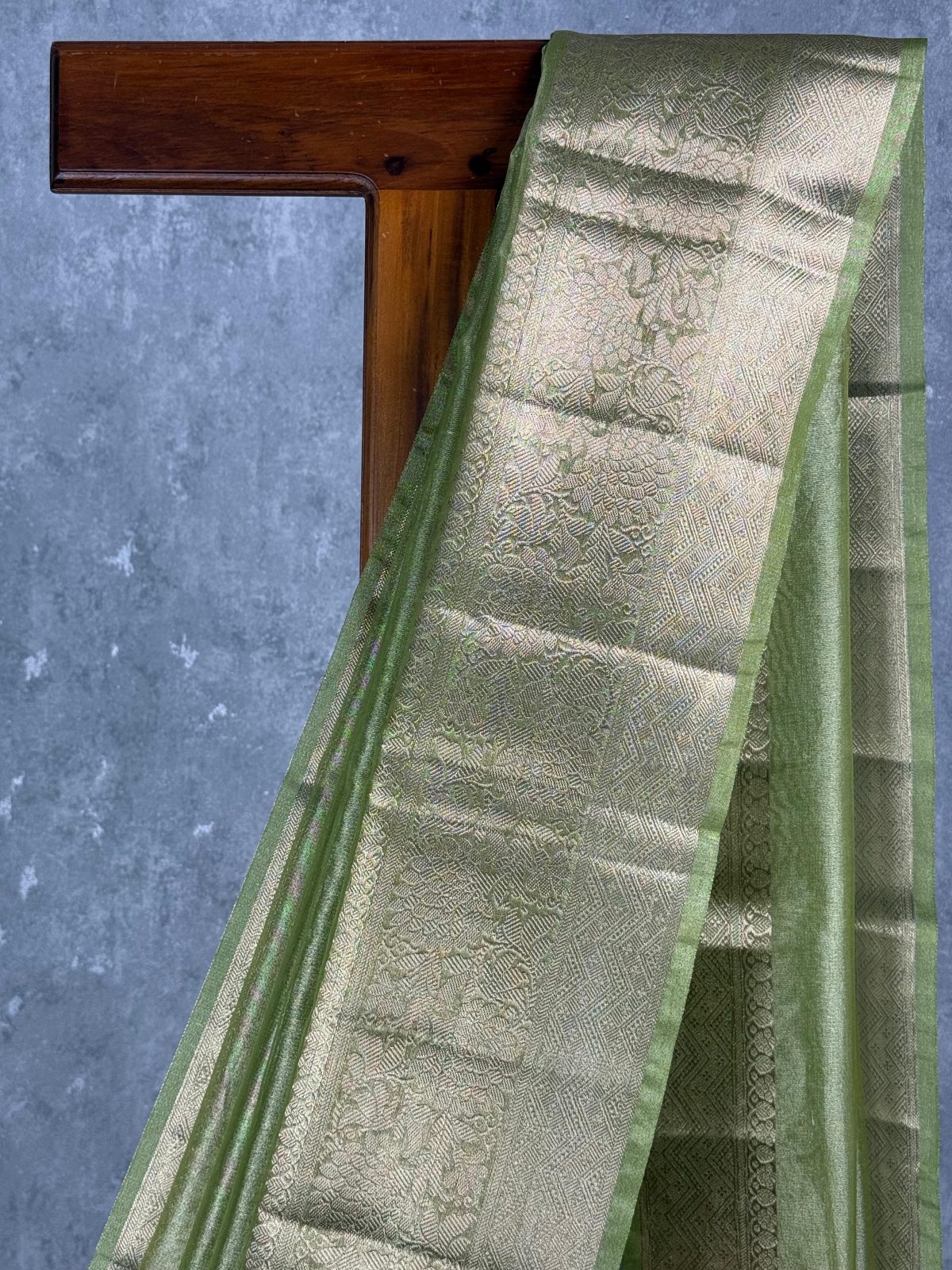 SEMI TISSUE ORGANZA BANARASI SAREE - Image 2