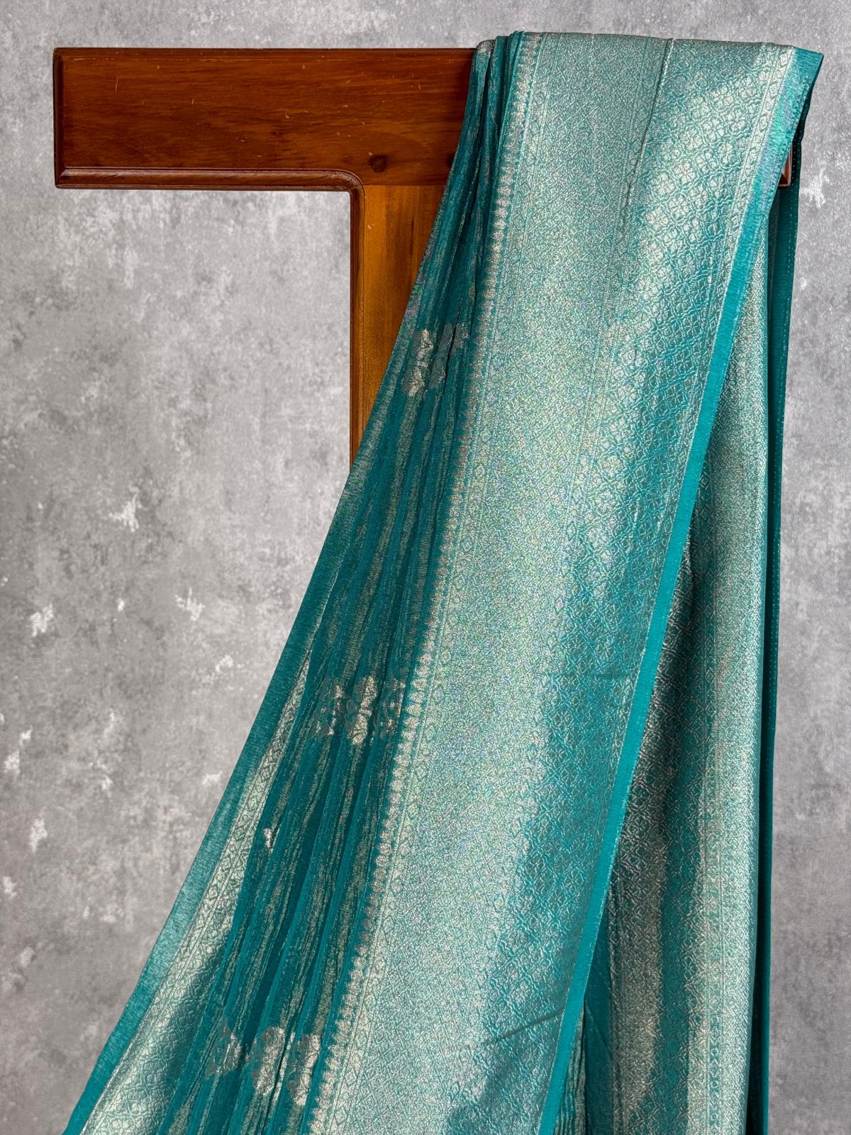 CRUSHED TISSUE SILK BANARASI SAREE - Image 2