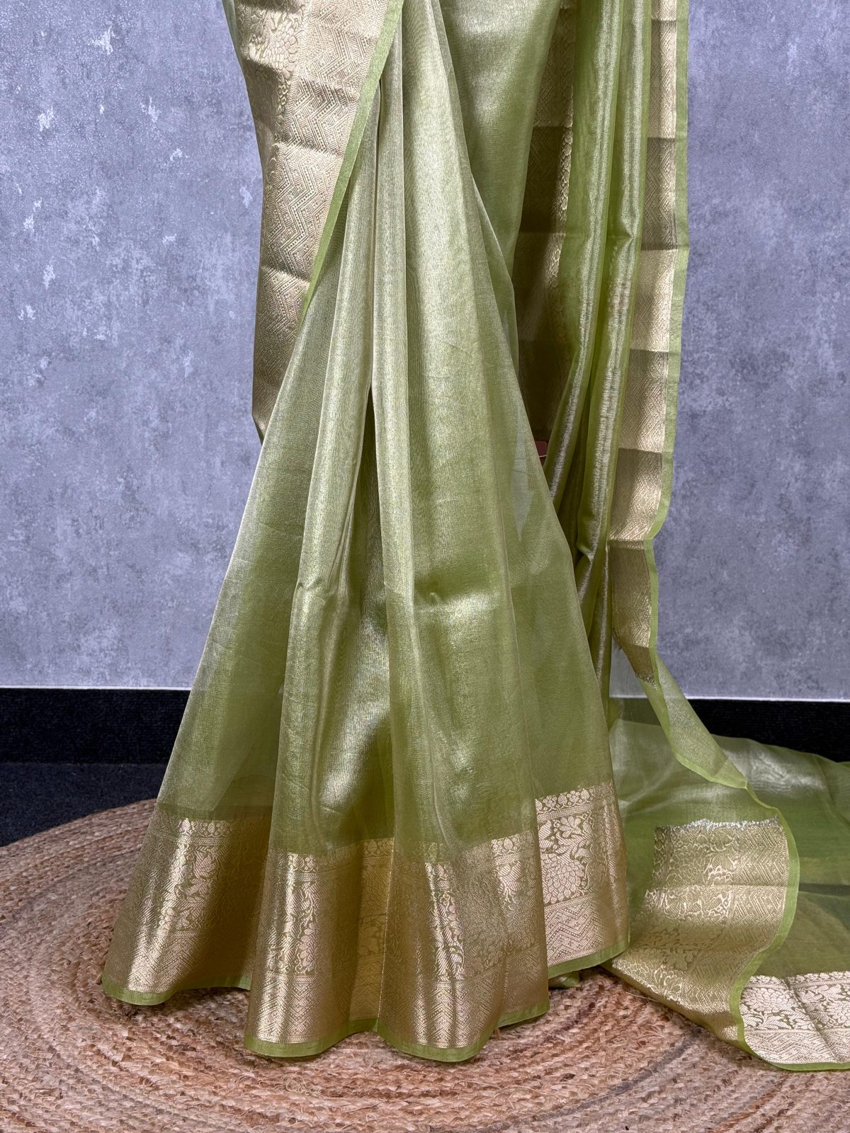 SEMI TISSUE ORGANZA BANARASI SAREE - Image 3