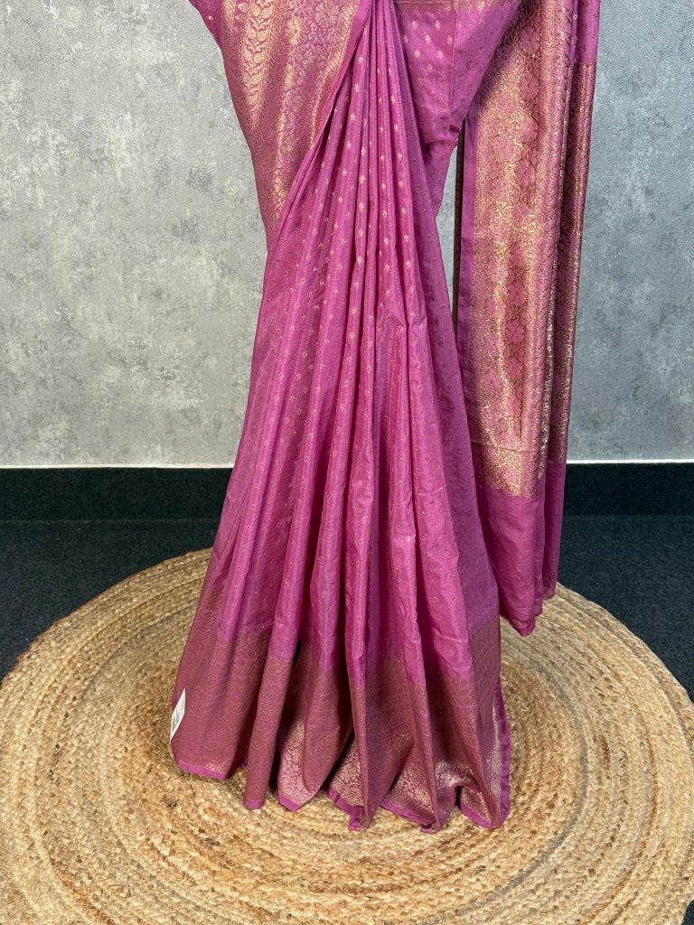 SEMI GEORGETTE ANTIQUE ZARI BANARASI SAREE - Image 3