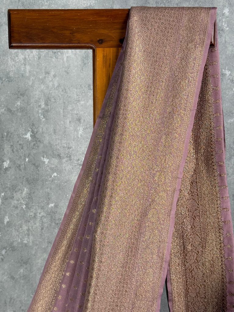 SEMI GEORGETTE ANTIQUE ZARI BANARASI SAREE - Image 2