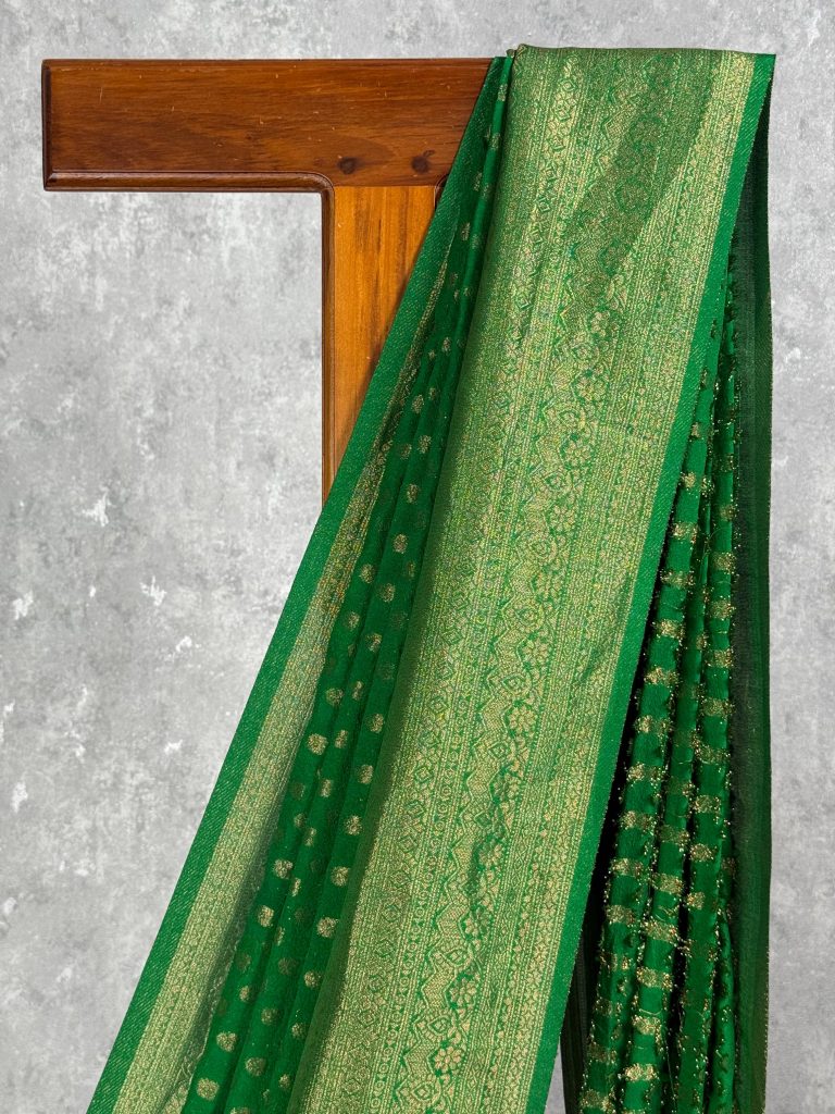 SEMI CREPE GOLD ZARI BANARASI SAREE - Image 2