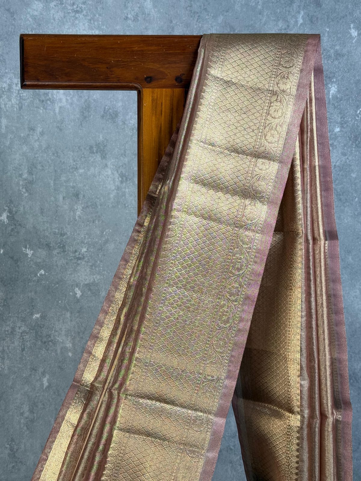 SEMI TISSUE ORGANZA BANARASI SAREE - Image 2