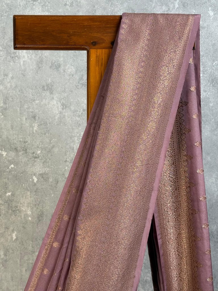 SEMI GEORGETTE ANTIQUE ZARI BANARASI SAREE - Image 2