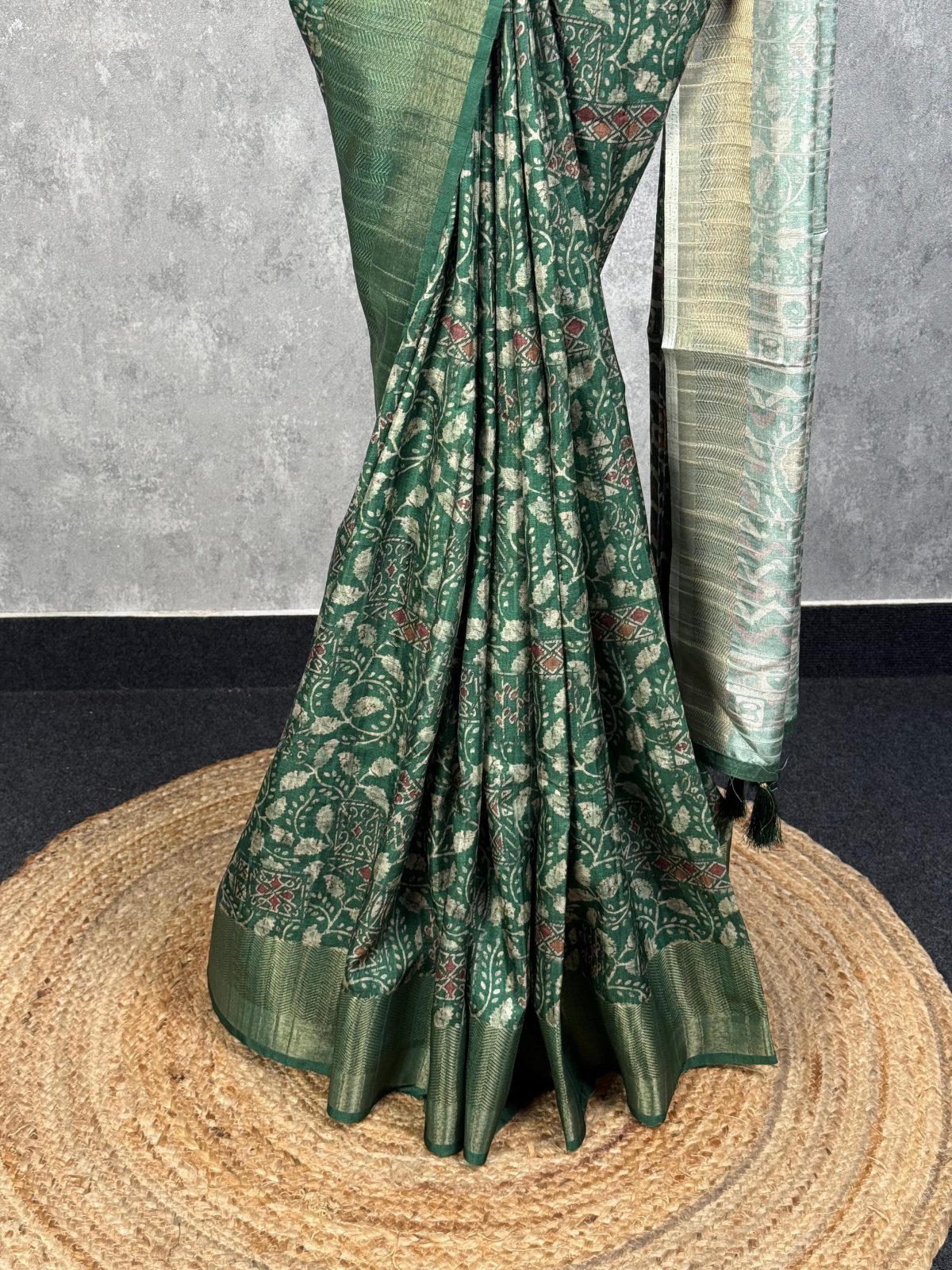 SEMI TUSSAR PRINTED BANARASI SAREE - Image 3
