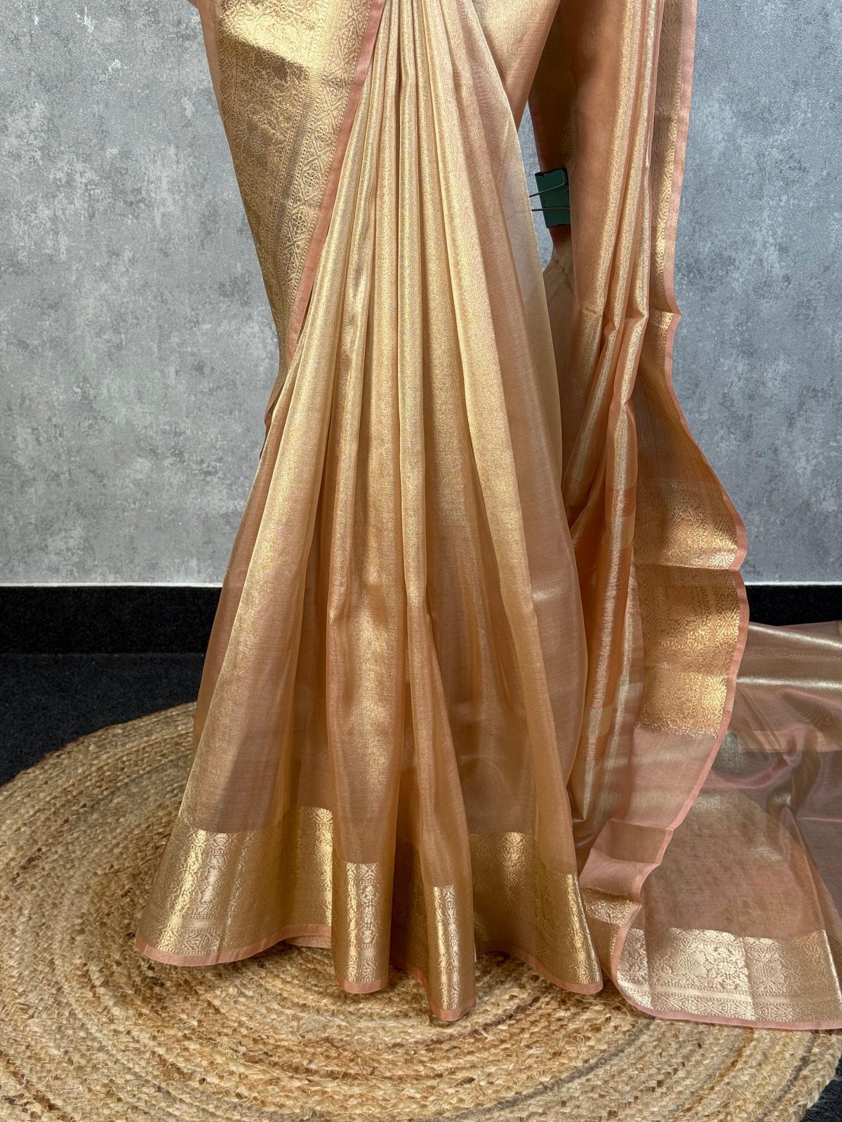 SEMI TISSUE ORGANZA BANARASI SAREE - Image 3