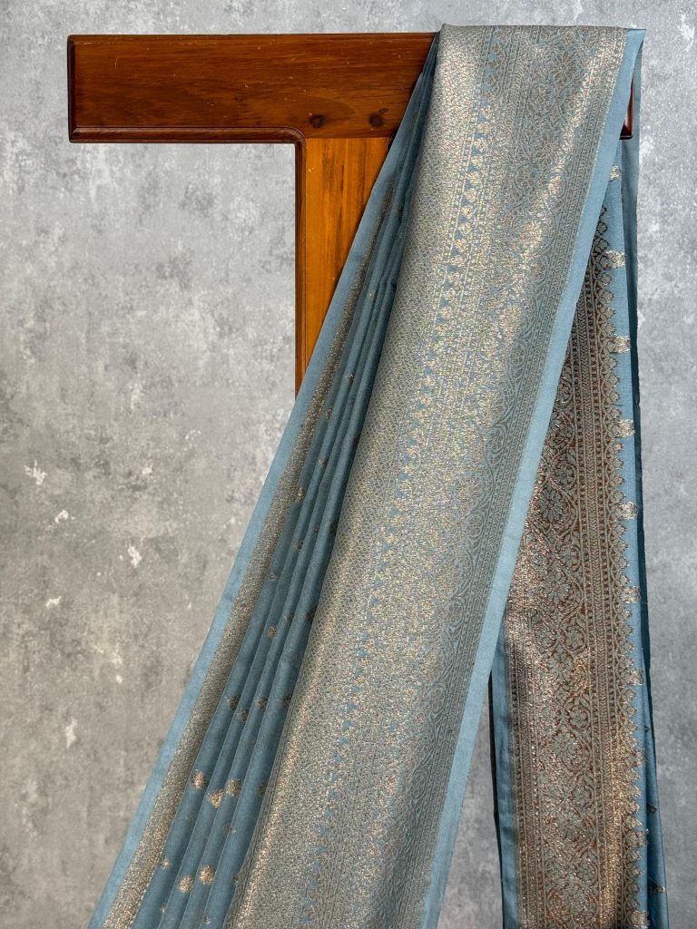 SEMI GEORGETTE ANTIQUE ZARI BANARASI SAREE - Image 2