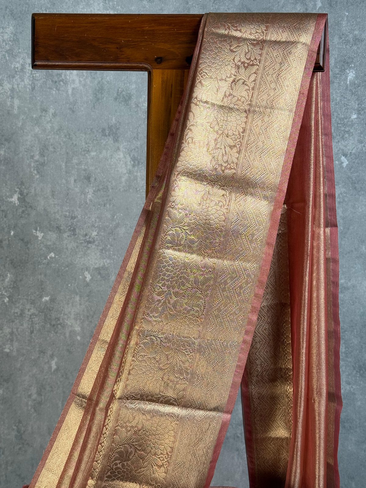 SEMI TISSUE ORGANZA BANARASI SAREE - Image 2