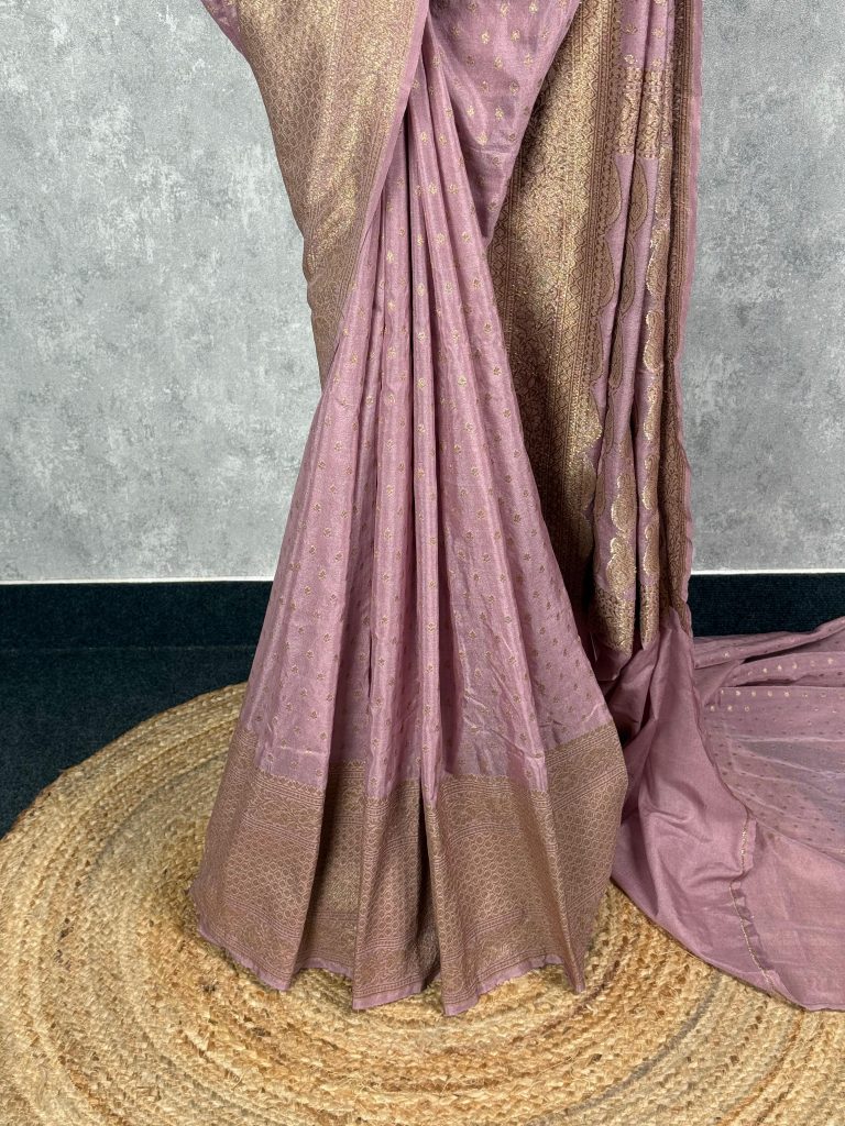 SEMI GEORGETTE ANTIQUE ZARI BANARASI SAREE - Image 3