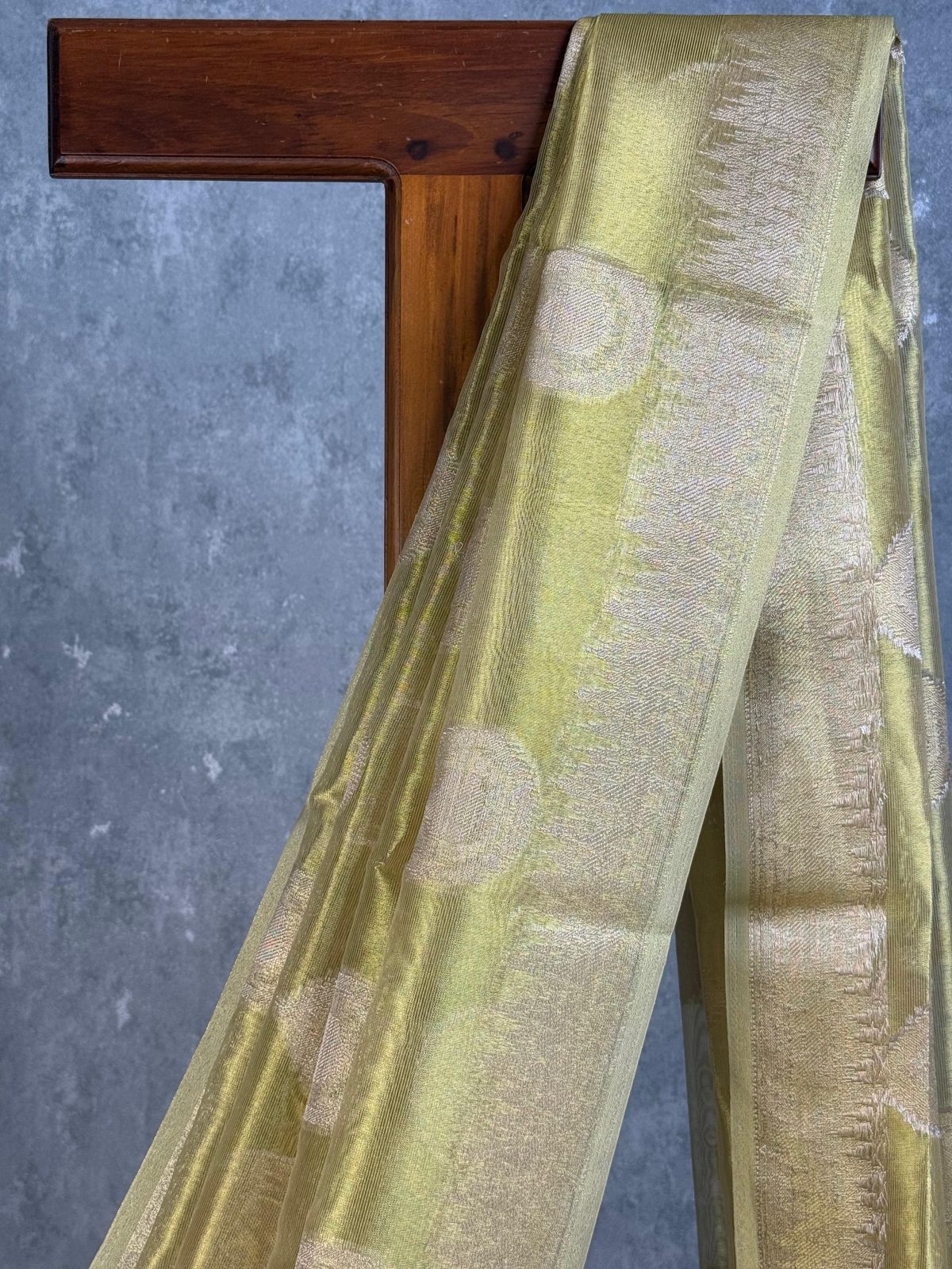 SEMI TISSUE ORGANZA BHUTA BANARASI SAREE - Image 2