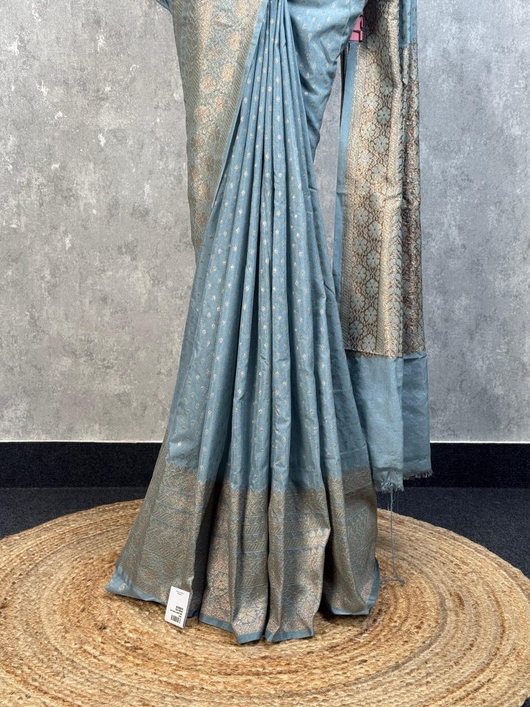 SEMI GEORGETTE ANTIQUE ZARI BANARASI SAREE - Image 3