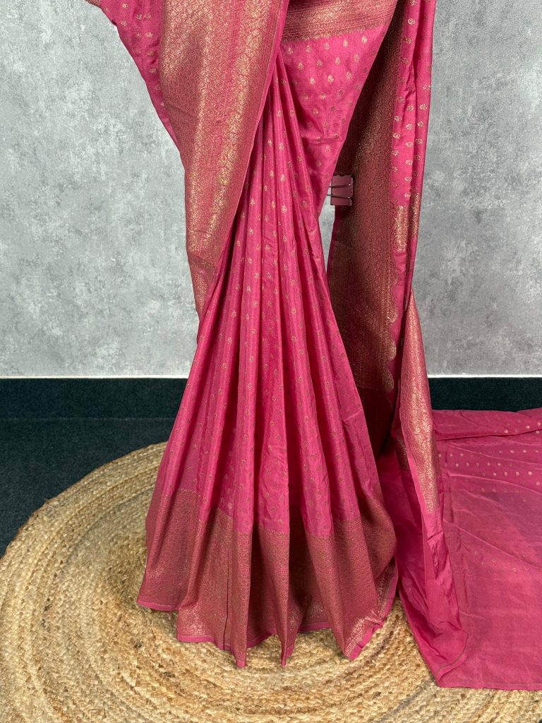 SEMI GEORGETTE ANTIQUE ZARI BANARASI SAREE - Image 3