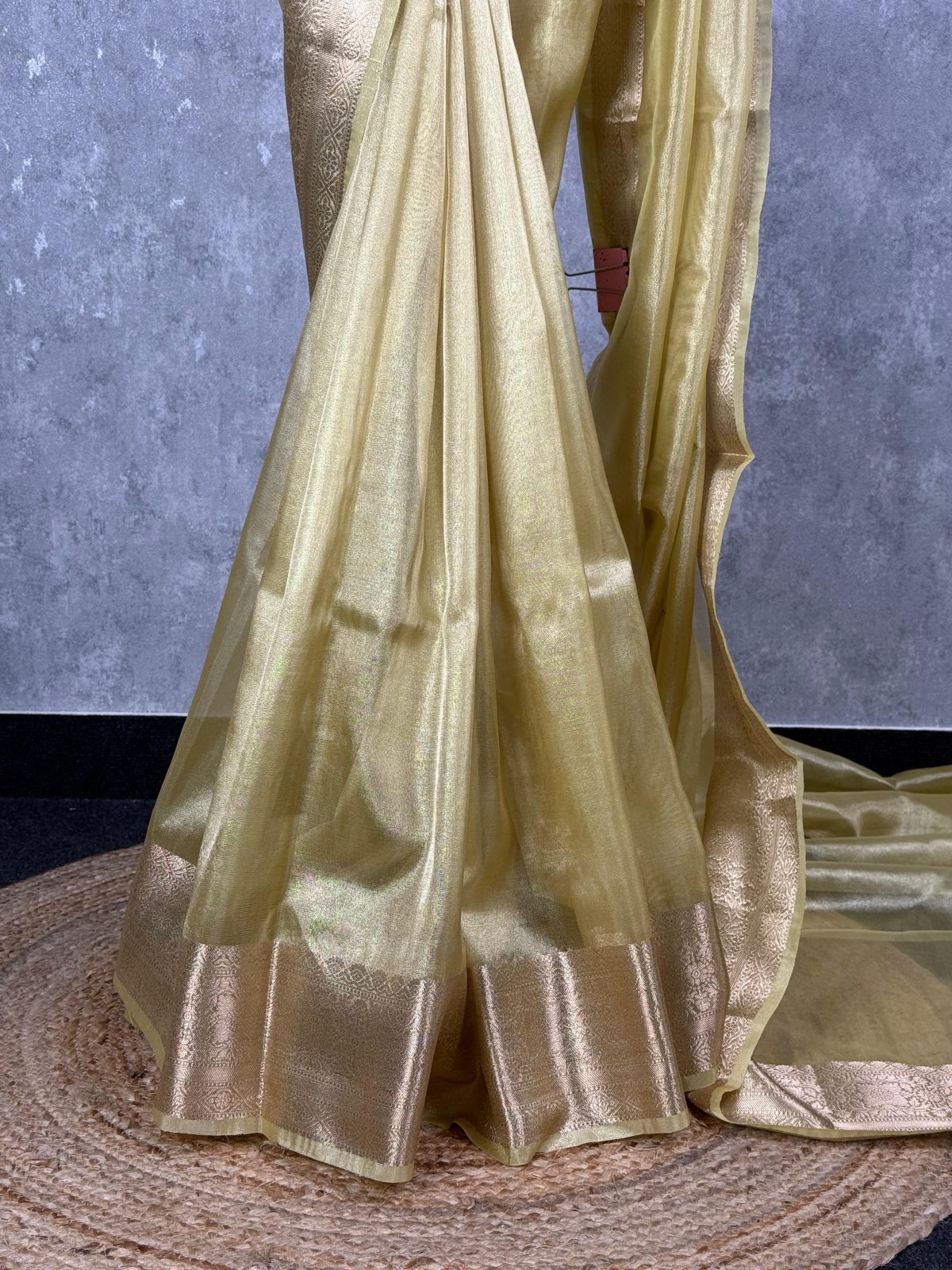 SEMI TISSUE ORGANZA BANARASI SAREE - Image 3