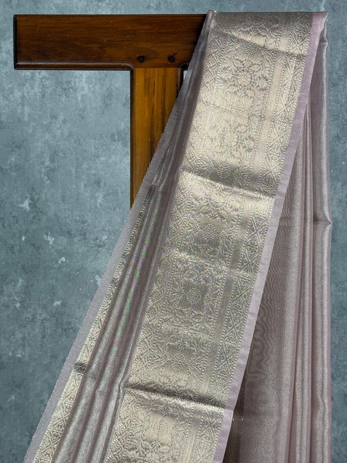 SEMI TISSUE ORGANZA BANARASI SAREE - Image 2