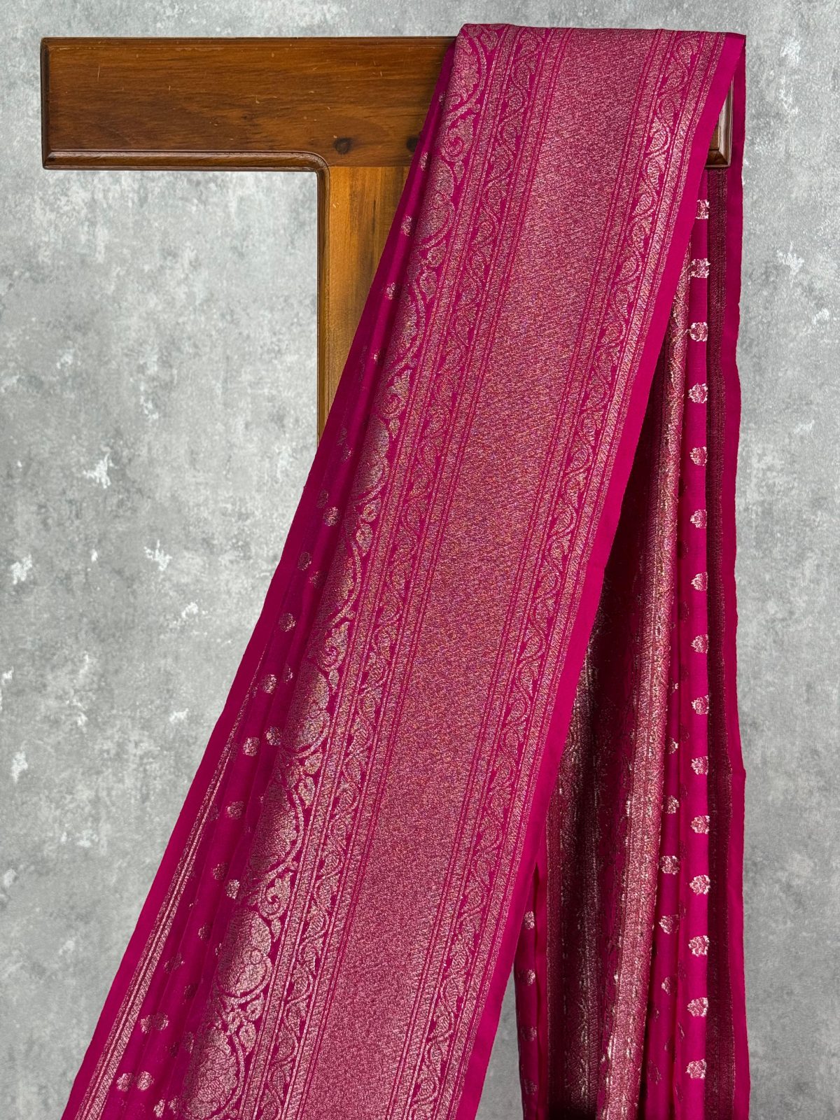 SEMI GEORGETTE ANTIQUE ZARI BANARASI SAREE - Image 2