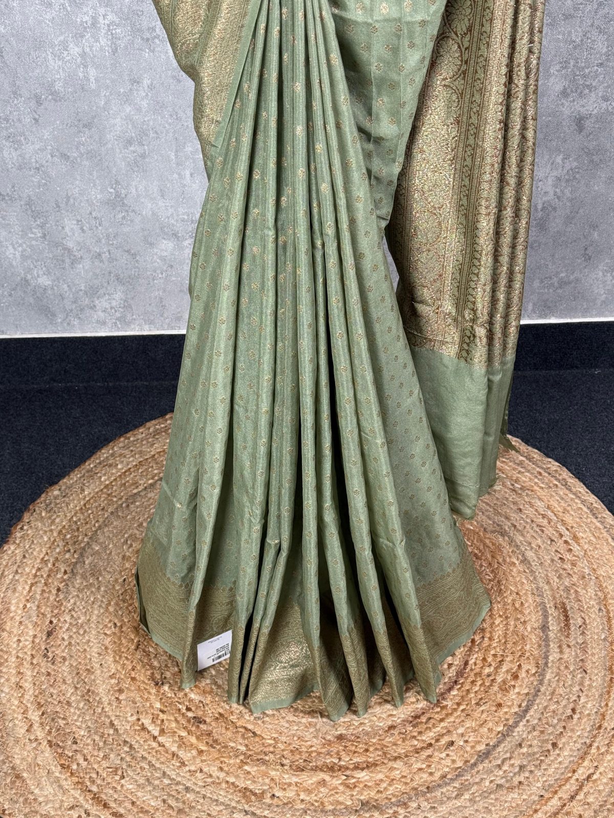 SEMI GEORGETTE ANTIQUE ZARI BANARASI SAREE - Image 3