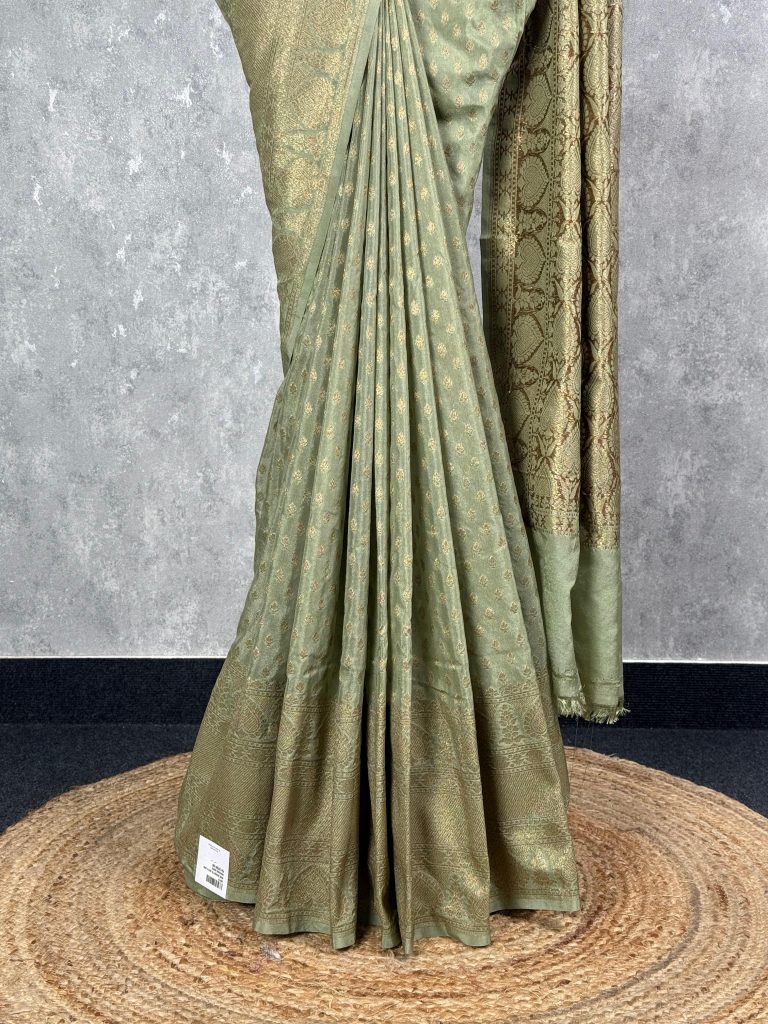 SEMI GEORGETTE ANTIQUE ZARI BANARASI SAREE - Image 3