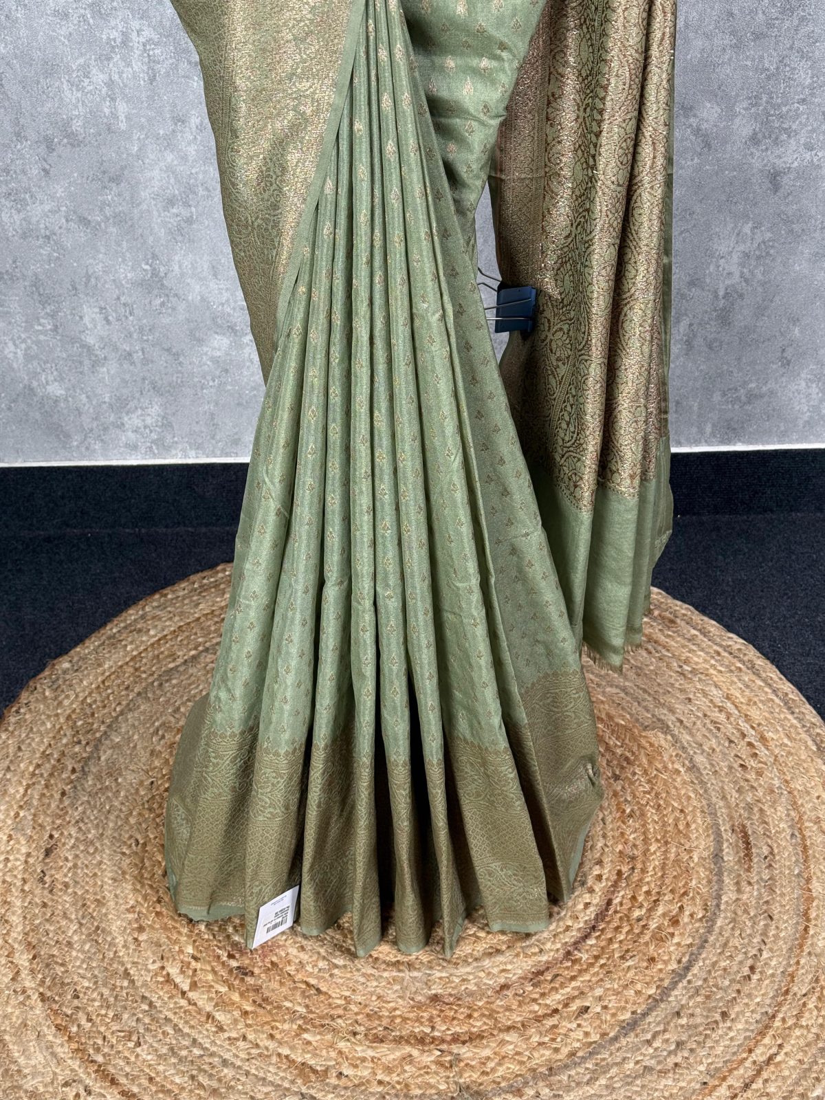 SEMI GEORGETTE ANTIQUE ZARI BANARASI SAREE - Image 3