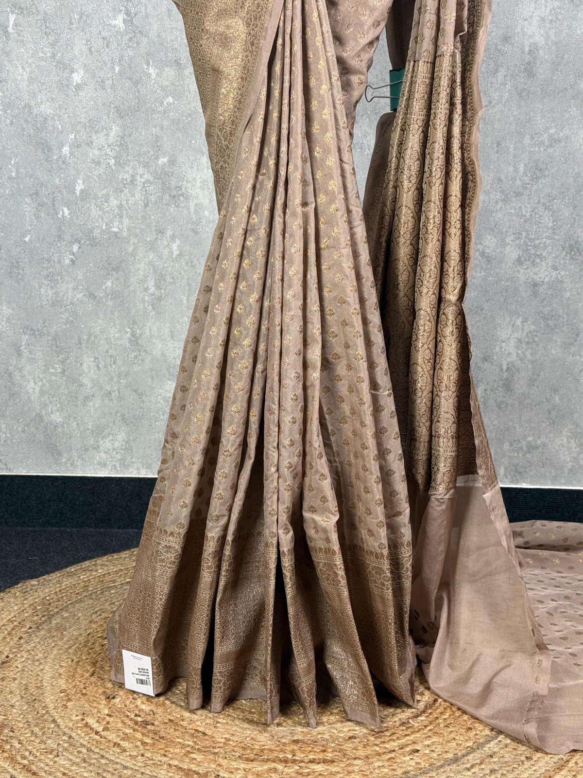 SEMI GEORGETTE ANTIQUE ZARI BANARASI SAREE - Image 3