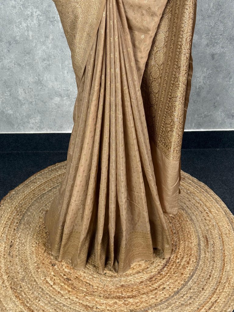 SEMI GEORGETTE ANTIQUE ZARI BANARASI SAREE - Image 3