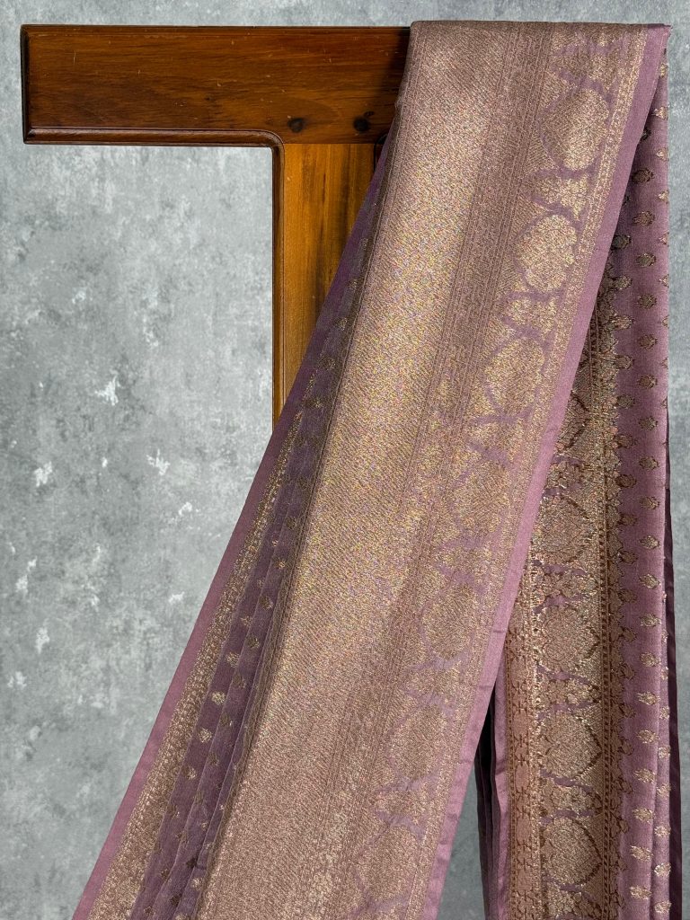 SEMI GEORGETTE ANTIQUE ZARI BANARASI SAREE - Image 2