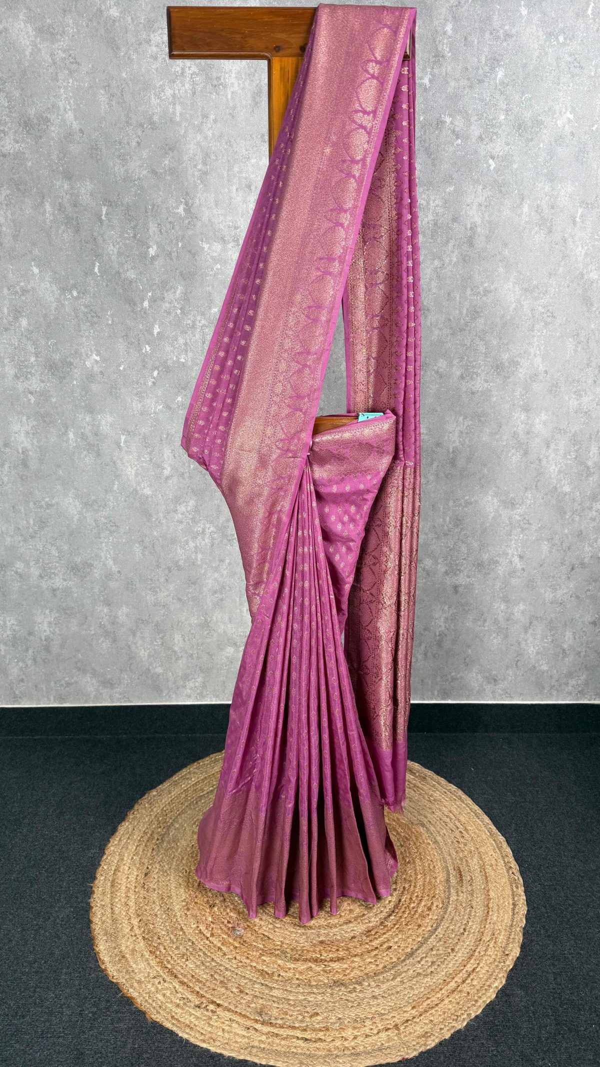 SEMI GEORGETTE ANTIQUE ZARI BANARASI SAREE