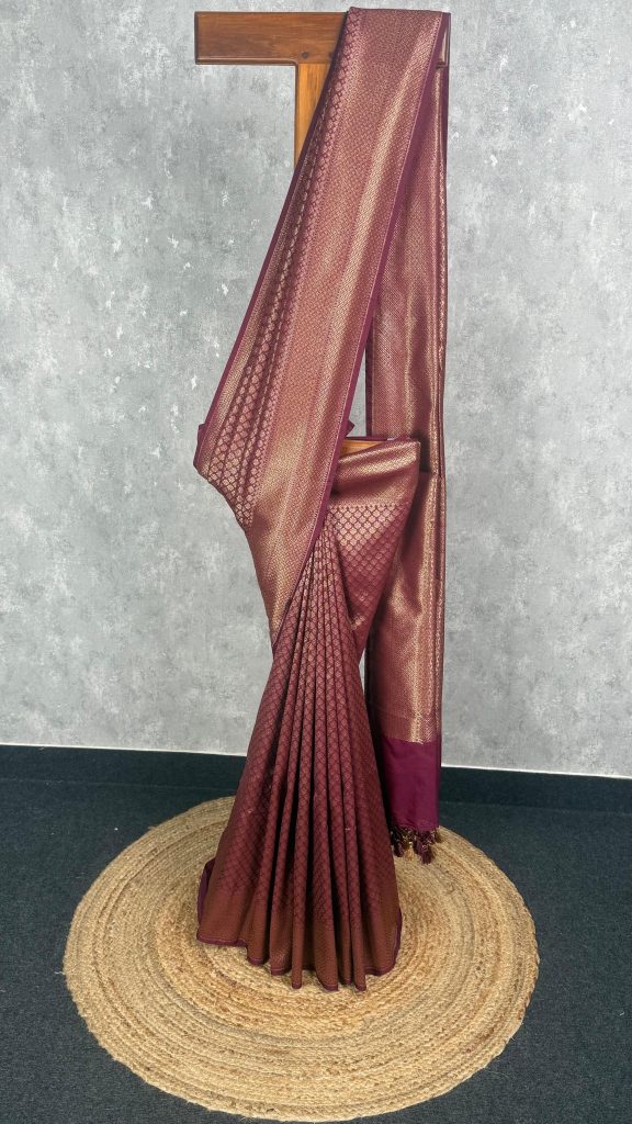 SEMI KATAN ANTIQUE BANARASI SAREE