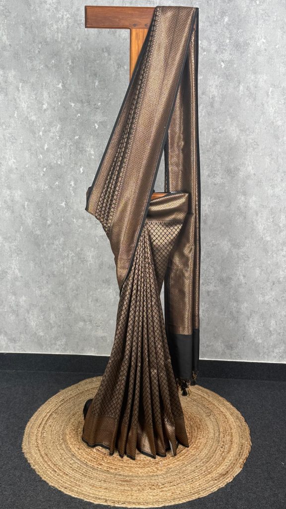 SEMI KATAN ANTIQUE BANARASI SAREE