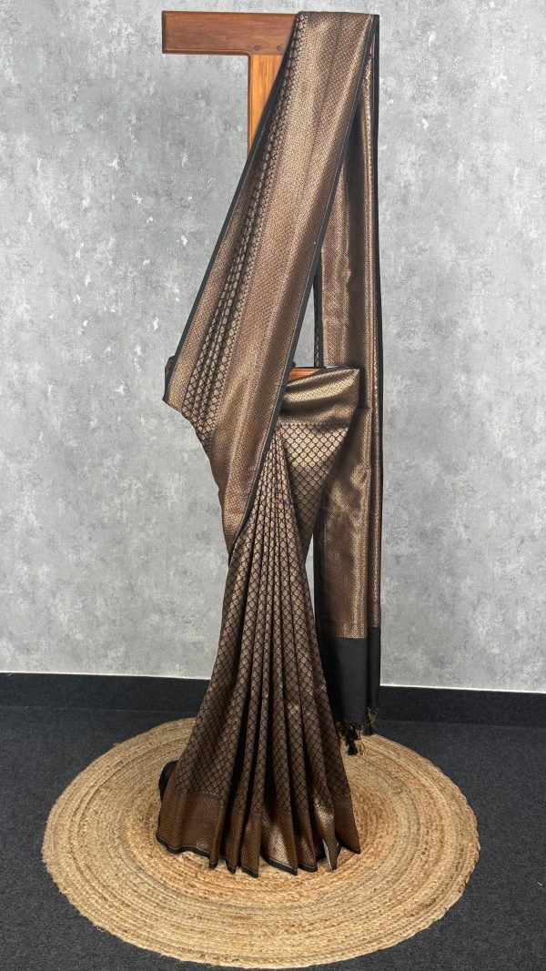 SEMI KATAN ANTIQUE BANARASI SAREE